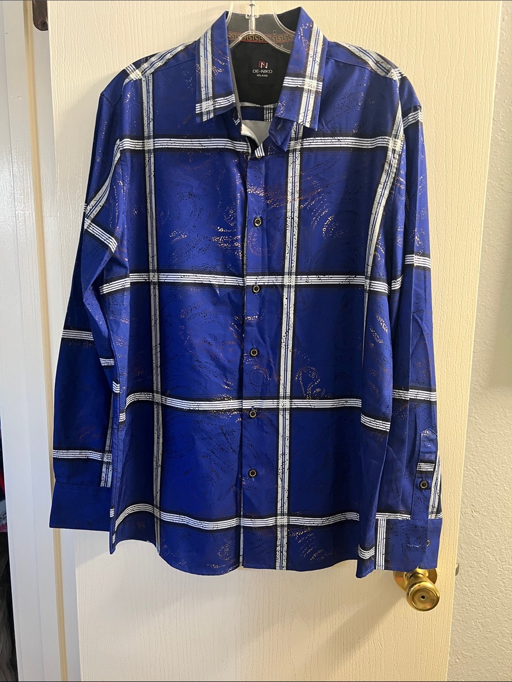 Men's Blue Plaid Button-Down Shirt